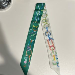 BNIB Hermes Do Re Boucles Twilly